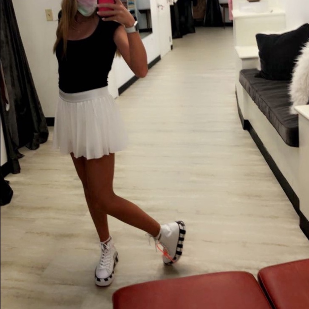 Off White Converse - image 7